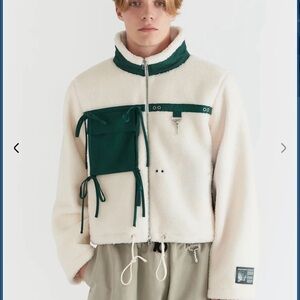 Reese Cooper Men's Modular Pocket Sherpa Fleece in Cream/Green Medium